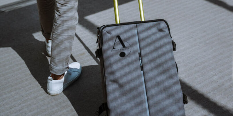 Maletas y bolsos de viaje para los empleados de tu empresa - Blog de  camisetas personalizadas